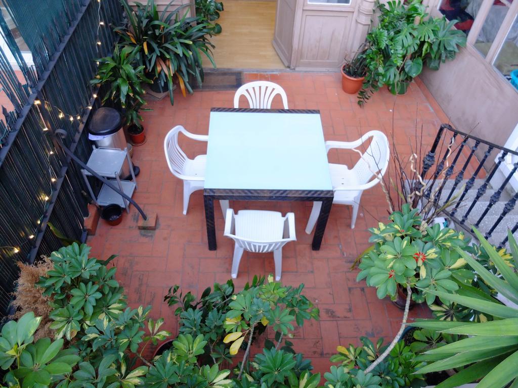 Soul Backpackers Barcelona Exterior foto